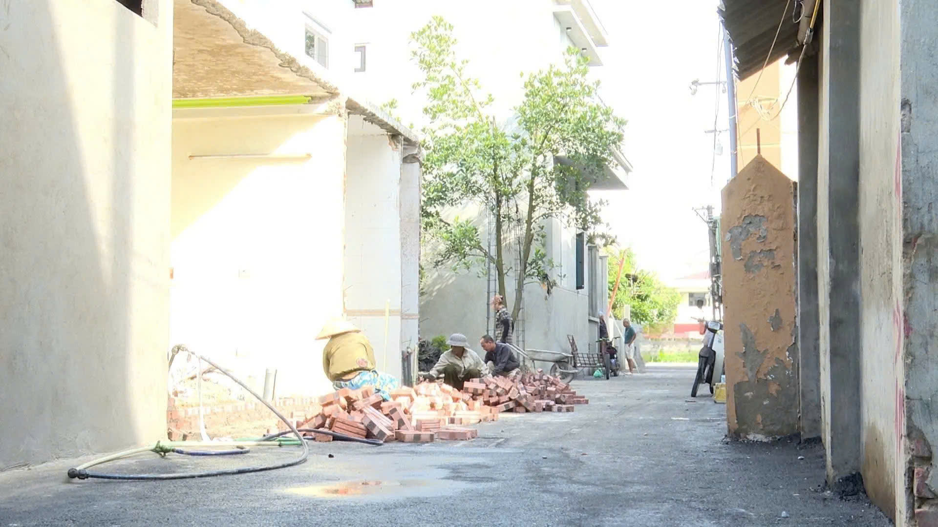 Xã Phượng Dực tập trung xây dựng đường giao thông trong khu dân cư