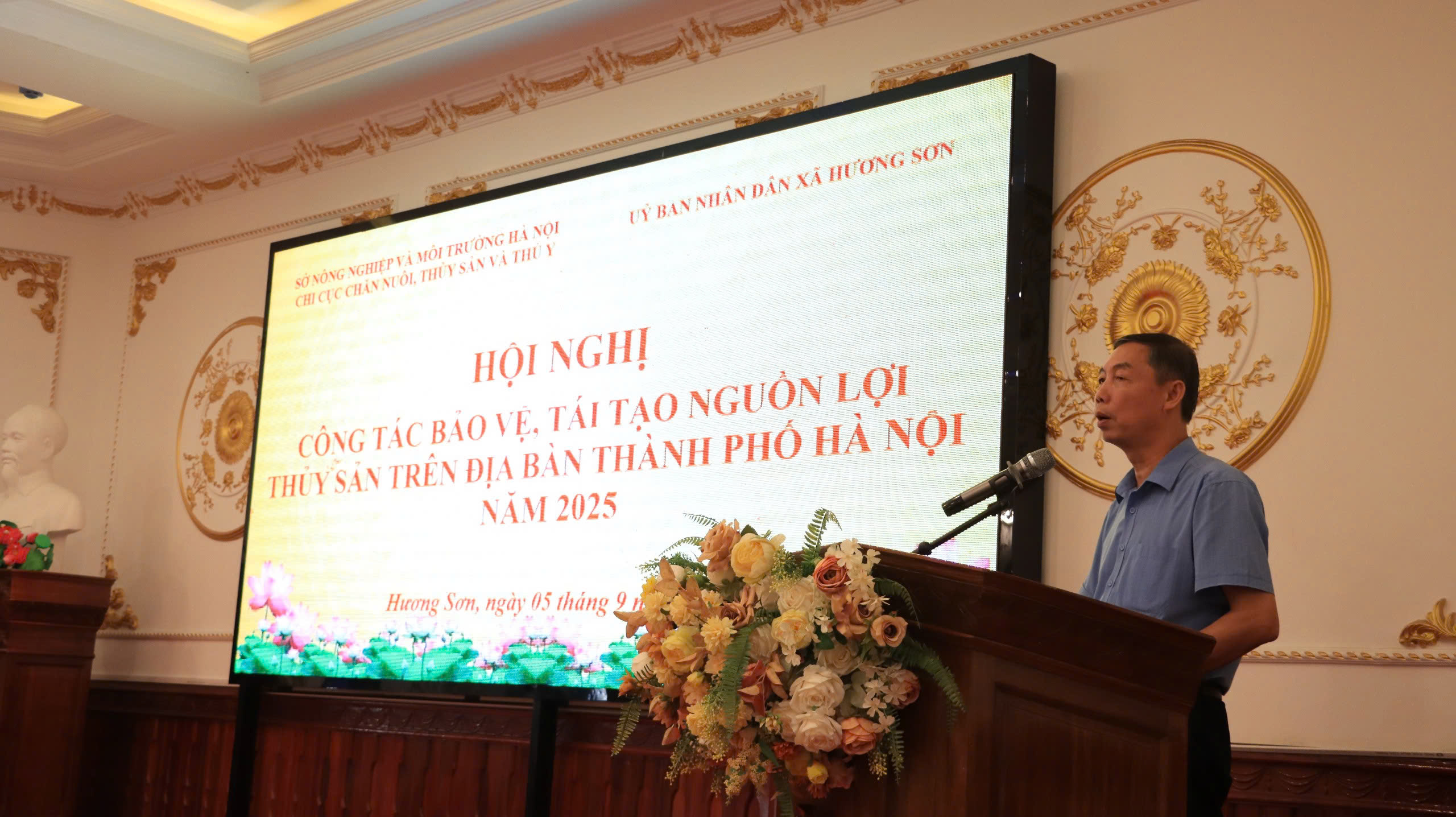 Bảo vệ, tái tạo nguồn lợi thủy sản trên địa bàn thành phố Hà Nội