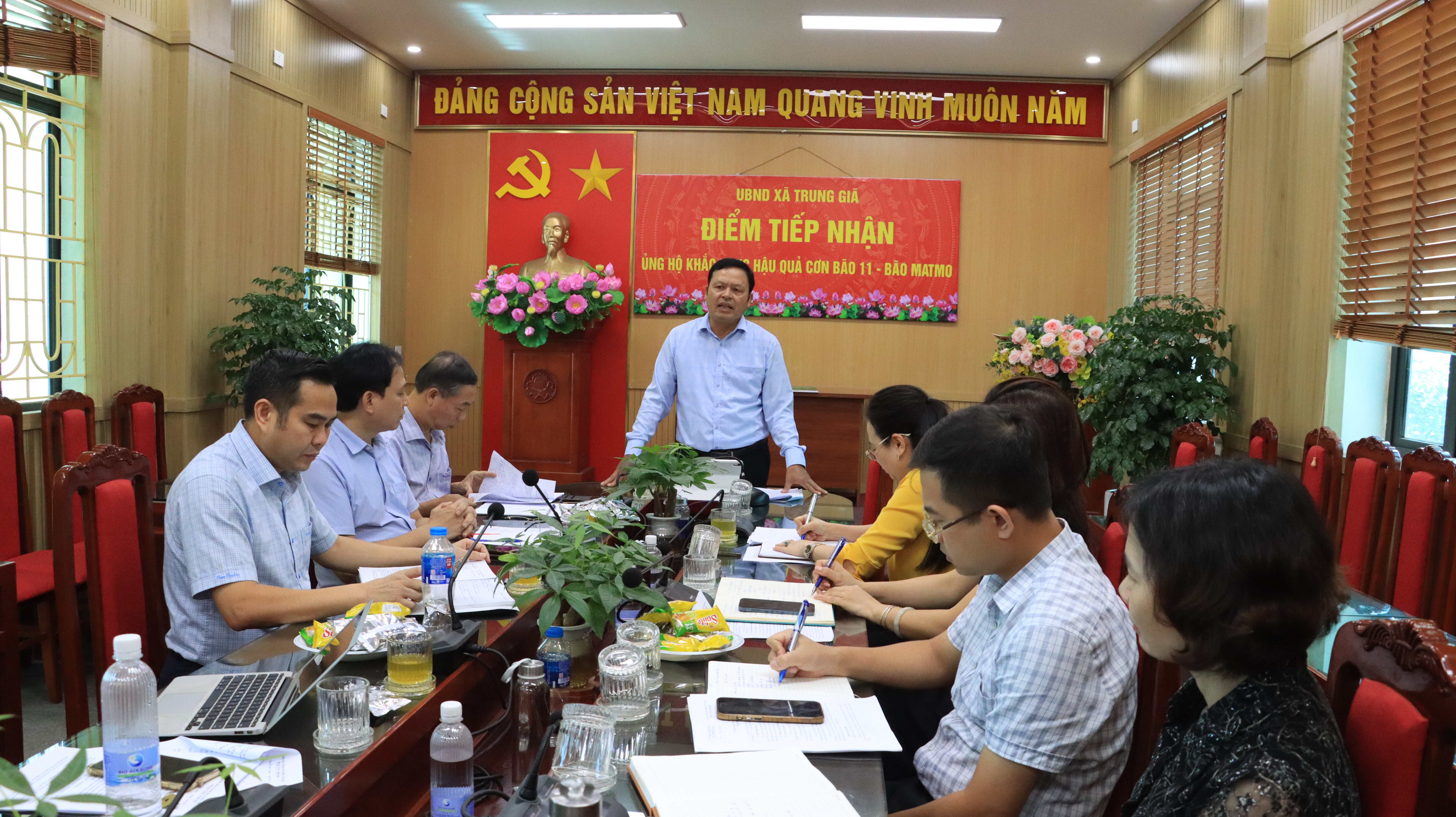 Kiểm tra công tác phục hồi sản xuất tại xã Trung Giã