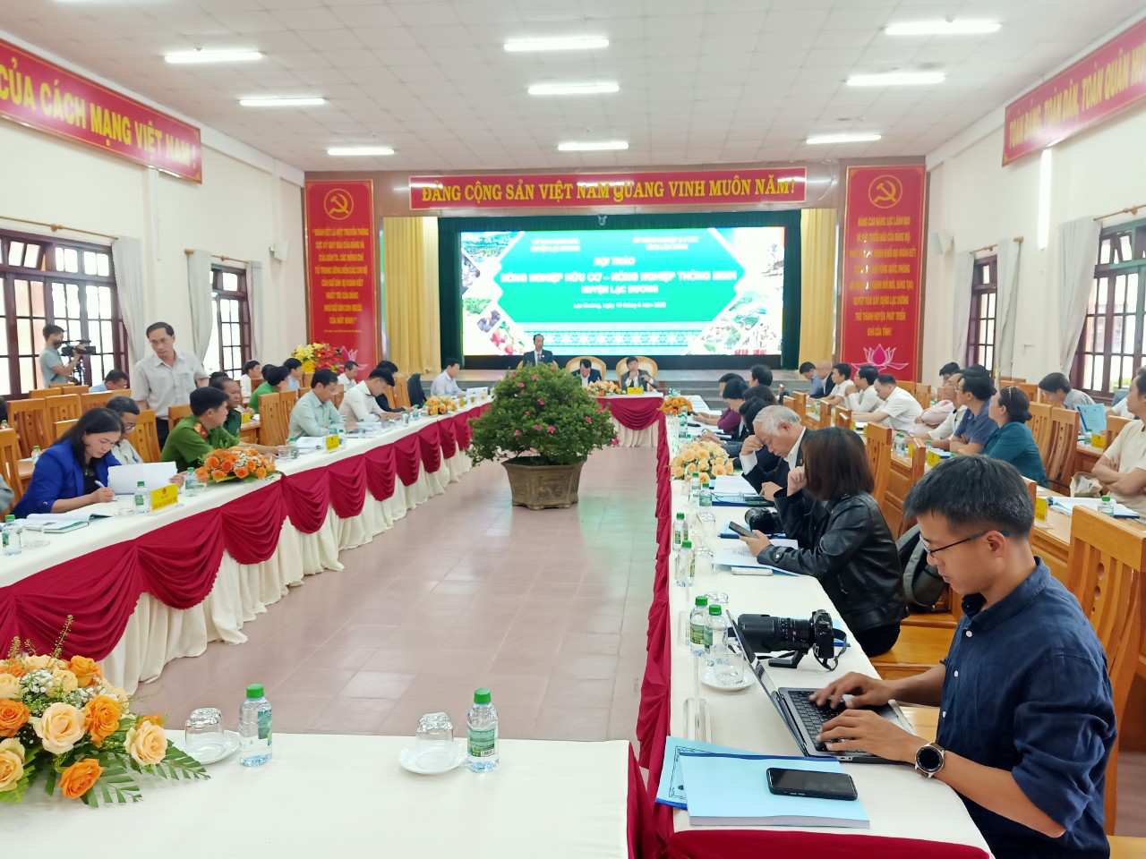 Lâm Đồng: Hội thảo Nông nghiệp hữu cơ - Nông nghiệp thông minh huyện Lạc Dương