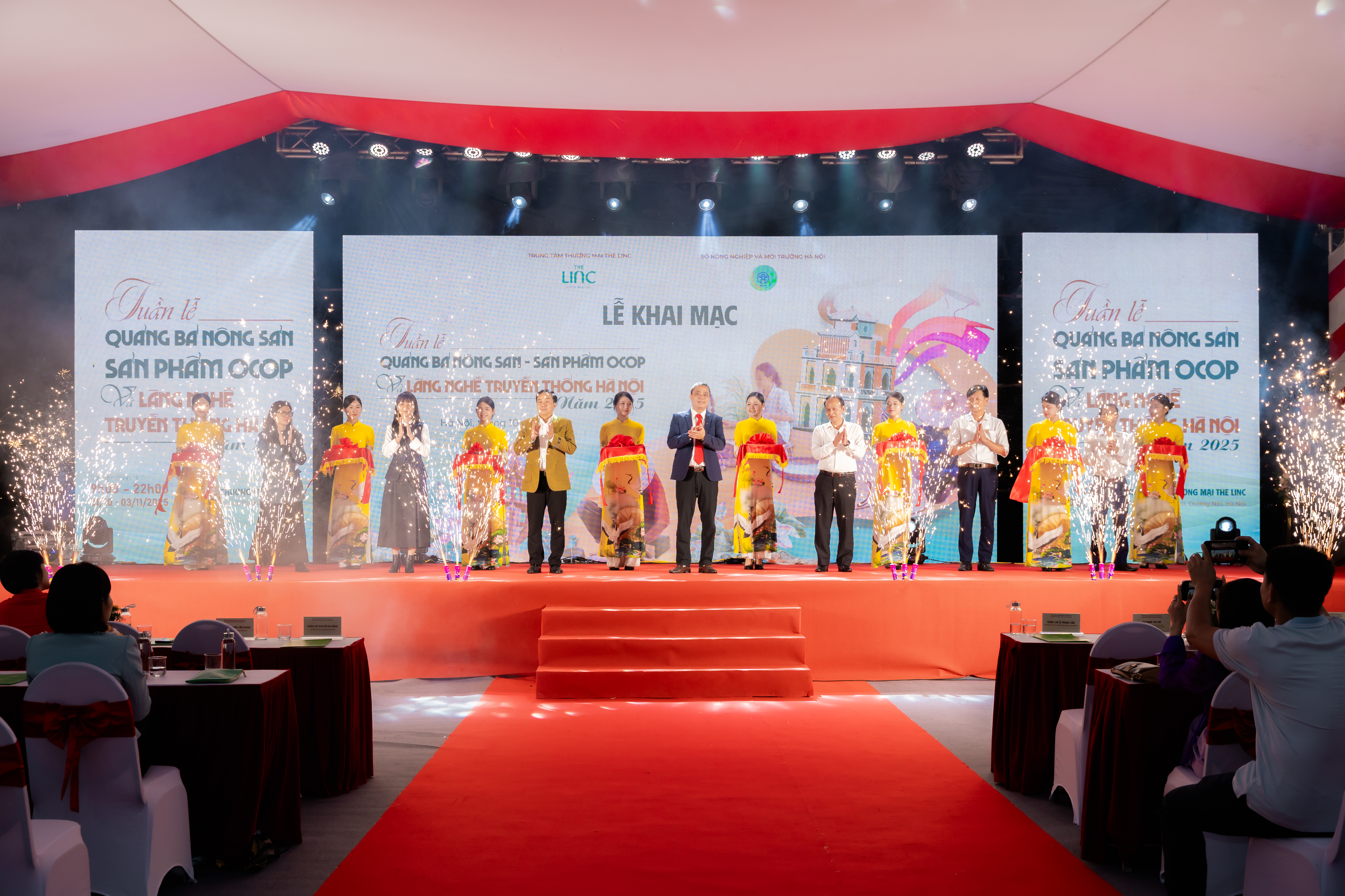 18 tỉnh, thành phố tham gia Tuần lễ quảng bá nông sản, sản phẩm OCOP và làng nghề truyền thống...