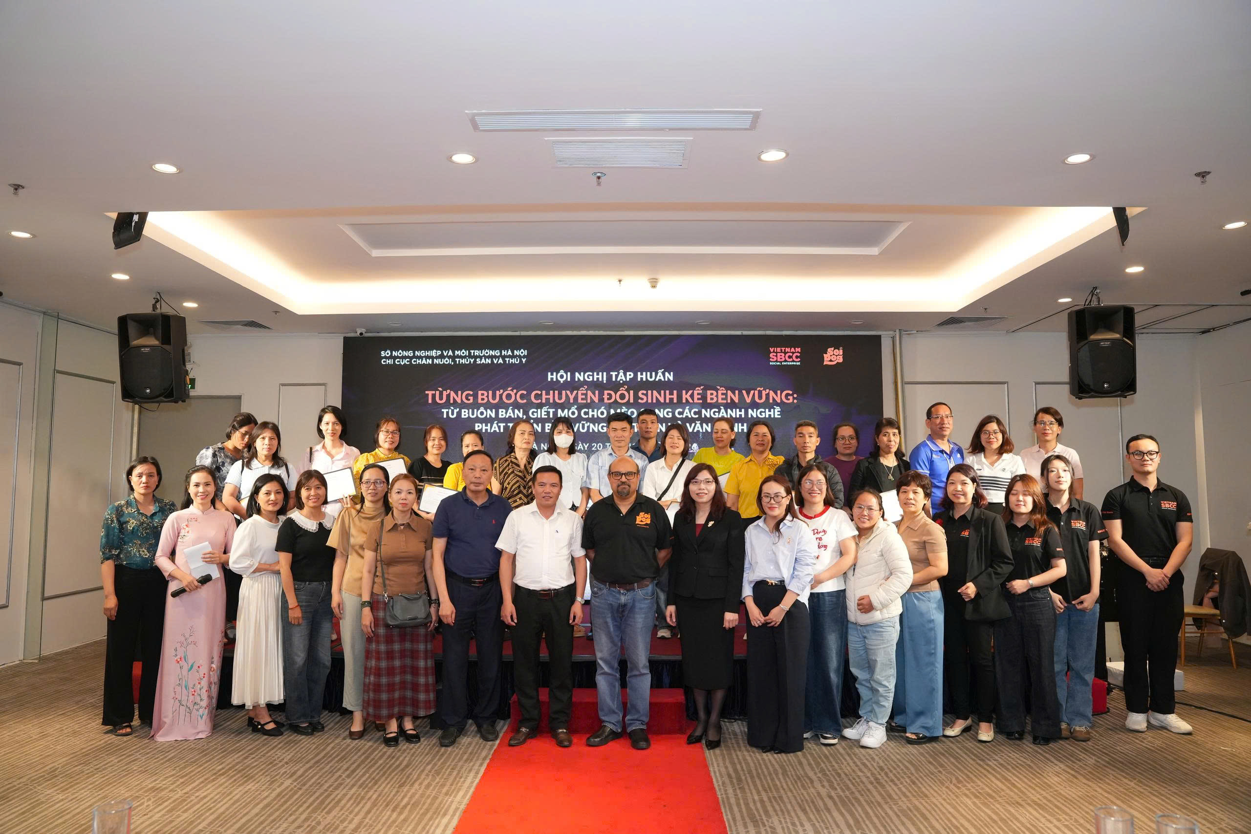 Từng bước chuyển đổi sinh kế bền vững: Hướng đi mới từ thực tiễn Hà Nội