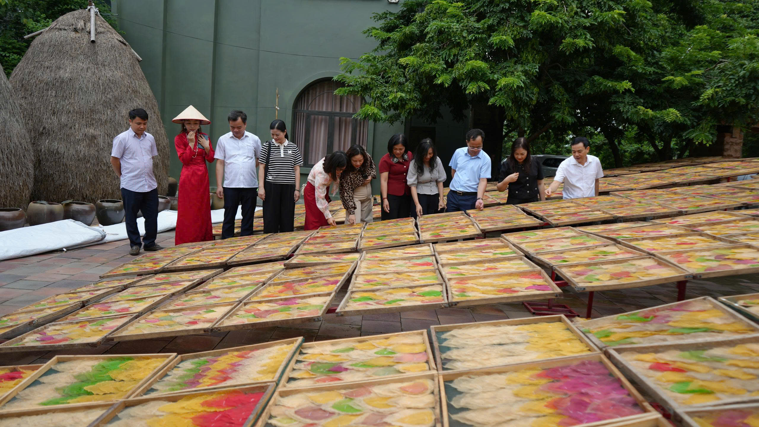 Thi đua gắn với nhiệm vụ chính trị - động lực nâng cao hiệu quả quản lý ngành Nông nghiệp và Môi trường